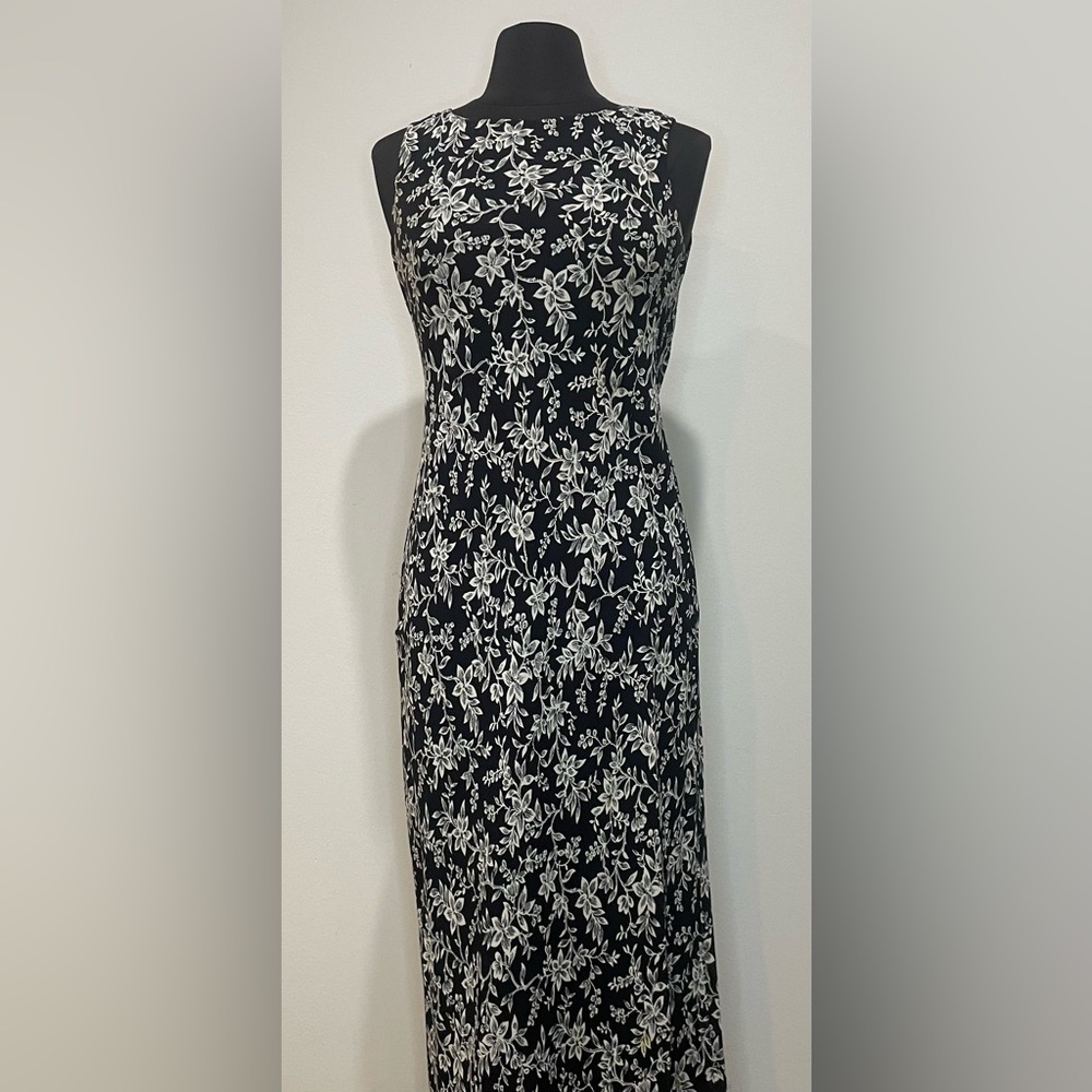 Donna Ricco Black and White Floral Maxi Dress